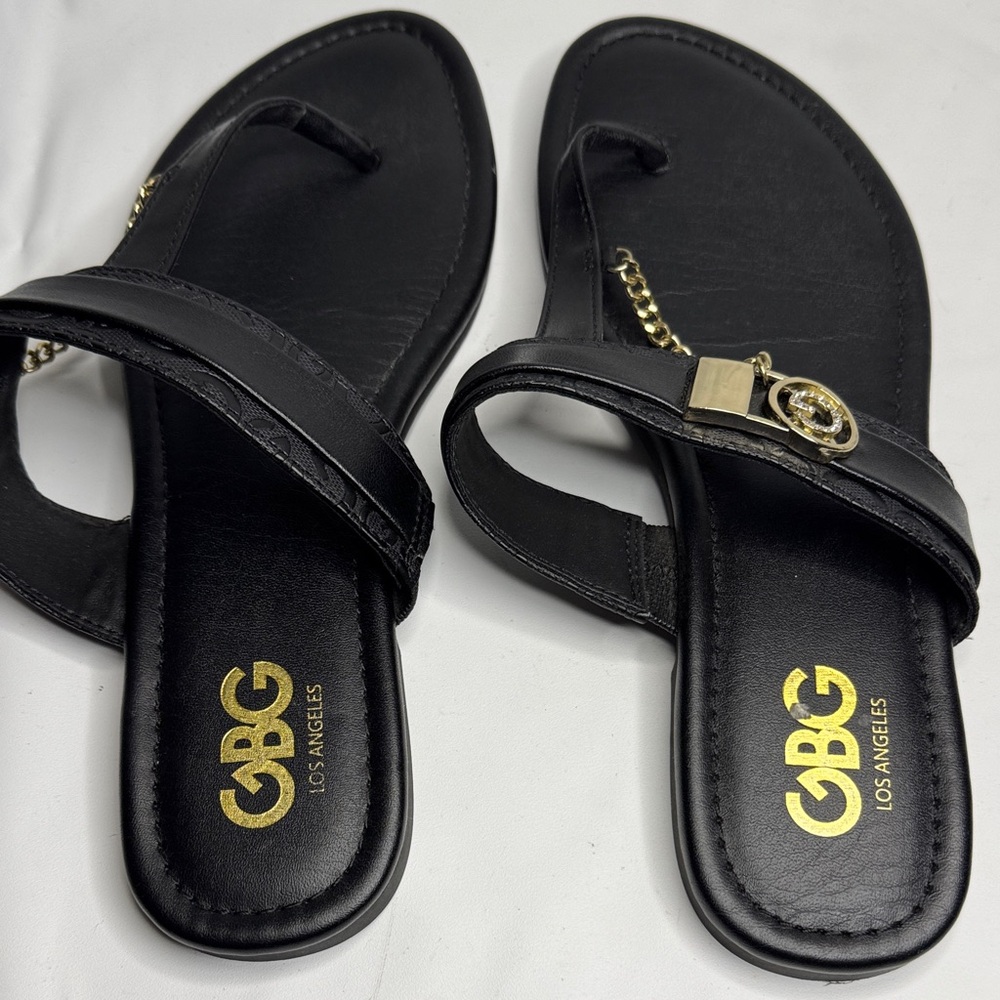 GBG Los Angeles Black Sandals with Gold Chain Accent - Picture 4 of 7